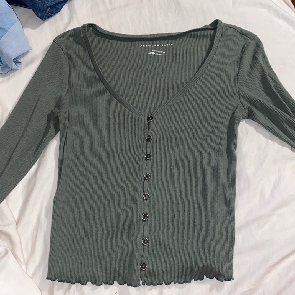 Long sleeve tee